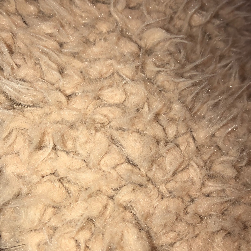 Fur Vest - Picture 5 of 5
